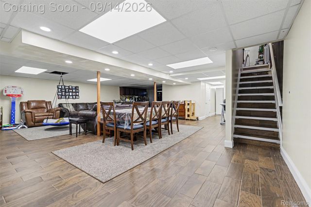 5741 Fairwood Drive, Dearborn Heights, MI 48127