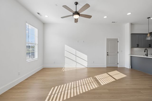 103 Bellagio Villas Dr, Spring Hill, TN 37174