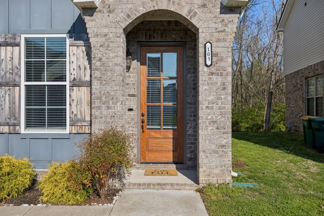 103 Bellagio Villas Dr, Spring Hill, TN 37174