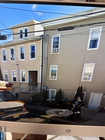 16 Columbus Street 16, Bloomfield, NJ 07003