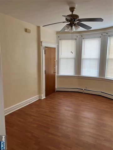 16 Columbus Street 16, Bloomfield, NJ 07003