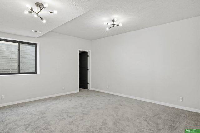 5614 N 198th Street, Elkhorn, NE 68022