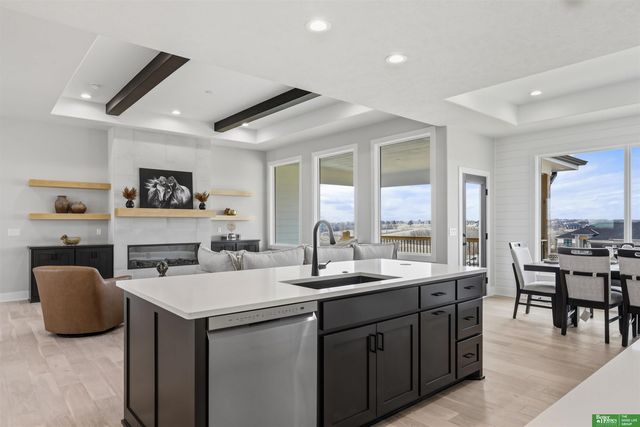 5614 N 198th Street, Elkhorn, NE 68022