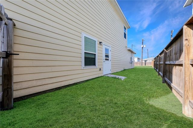 1420 Shely St, Corpus Christi, TX 78404