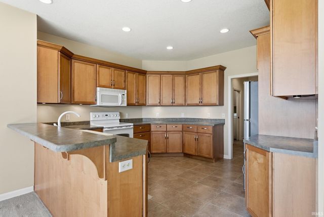 8518 Valencia Place, Fort Wayne, IN 46835