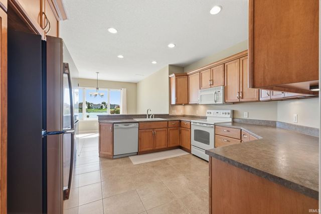 8518 Valencia Place, Fort Wayne, IN 46835