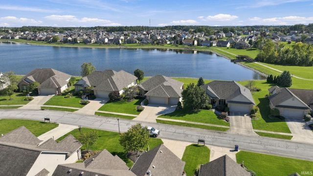 8518 Valencia Place, Fort Wayne, IN 46835