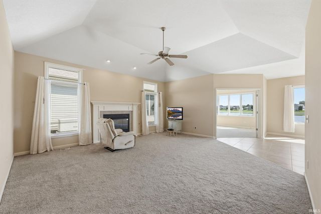 8518 Valencia Place, Fort Wayne, IN 46835
