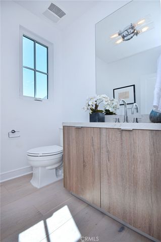 4641 Cahuenga Boulevard, Toluca Lake, CA 91602