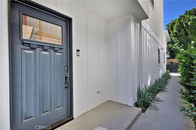 4641 Cahuenga Boulevard, Toluca Lake, CA 91602