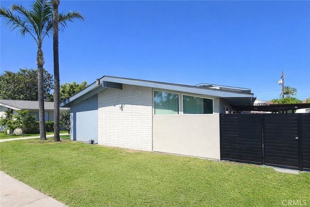 717 W. Provential Drive A, Anaheim, CA 92805