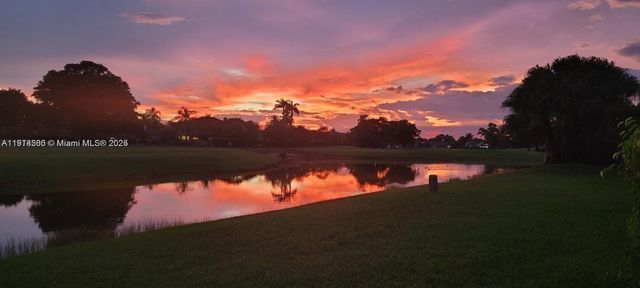 8449 NW 78th Ct, Tamarac, FL 33321