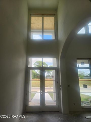 105 Leaning Oak Drive, Lafayette, LA 70508