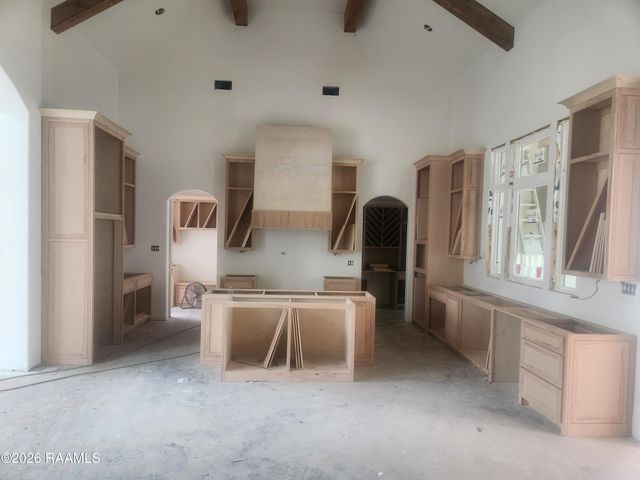 105 Leaning Oak Drive, Lafayette, LA 70508