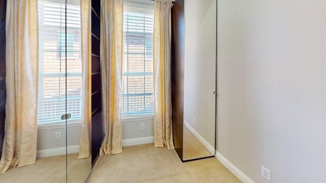 1020 Thorncliff Trail, Irving, TX 75063