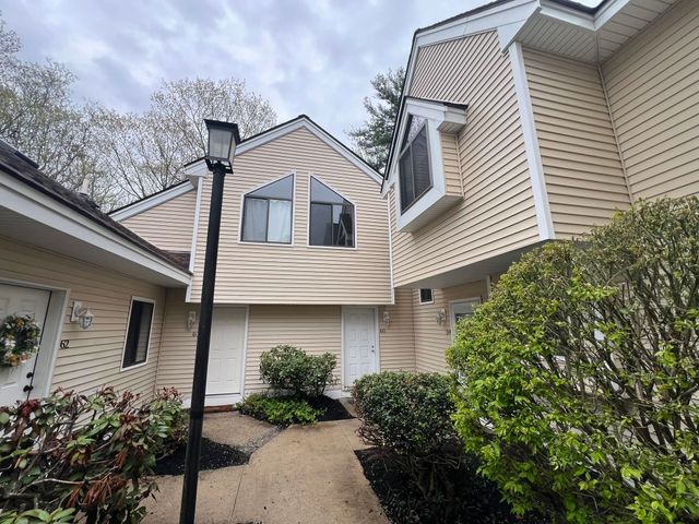 60 Franklin Heights, Rochester, NH 03867