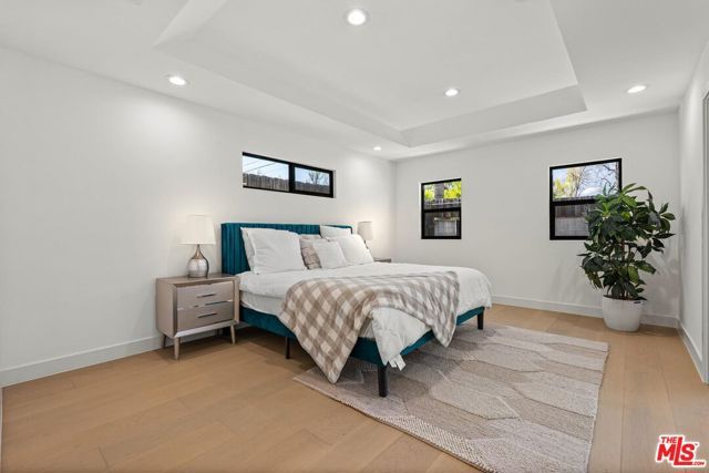 5253 Buffalo Avenue, Sherman Oaks, CA 91401