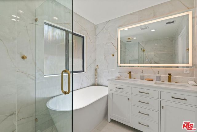5253 Buffalo Avenue, Sherman Oaks, CA 91401