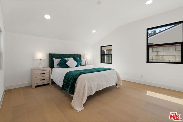 5253 Buffalo Avenue, Sherman Oaks, CA 91401