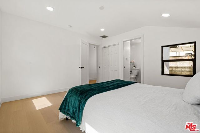 5253 Buffalo Avenue, Sherman Oaks, CA 91401