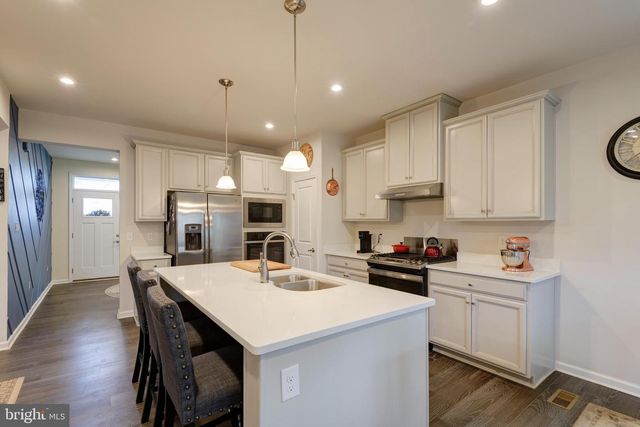 1249 ANDERLEA DR, Romansville, PA 19320