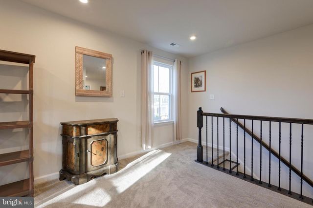 1249 ANDERLEA DR, Romansville, PA 19320