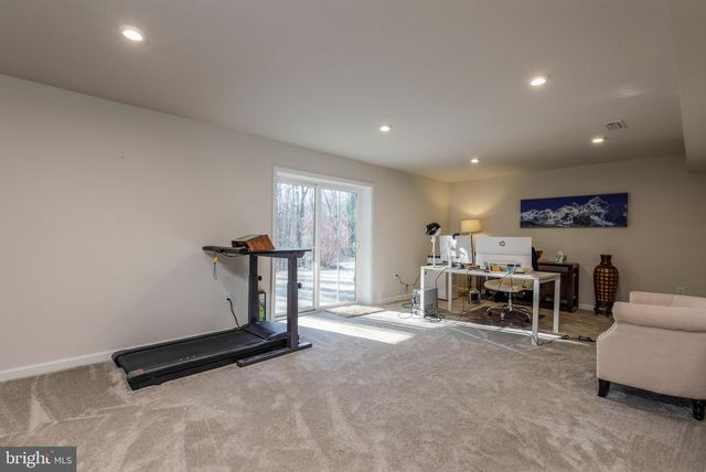 1249 ANDERLEA DR, Romansville, PA 19320