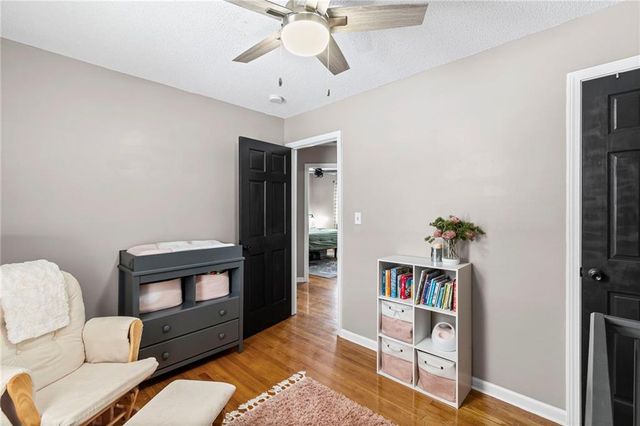 920 SW 14th Street Terrace, Blue Springs, MO 64015