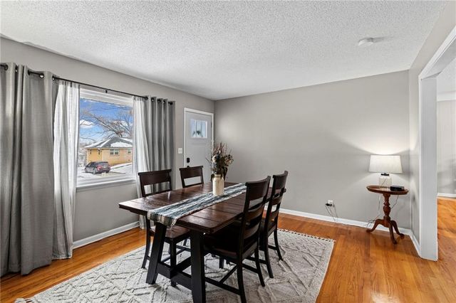 920 SW 14th Street Terrace, Blue Springs, MO 64015