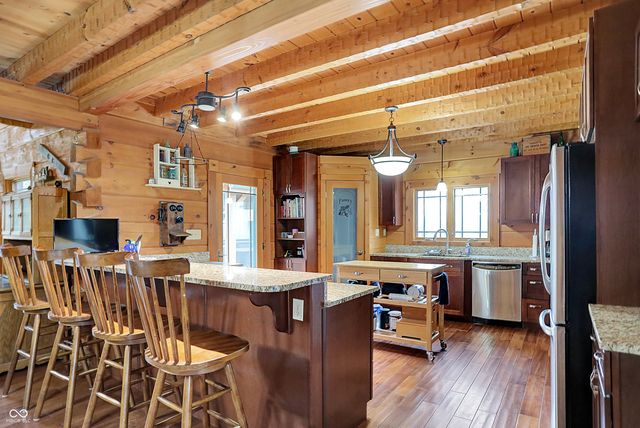 1947 W 1100 N, Knightstown, IN 46148