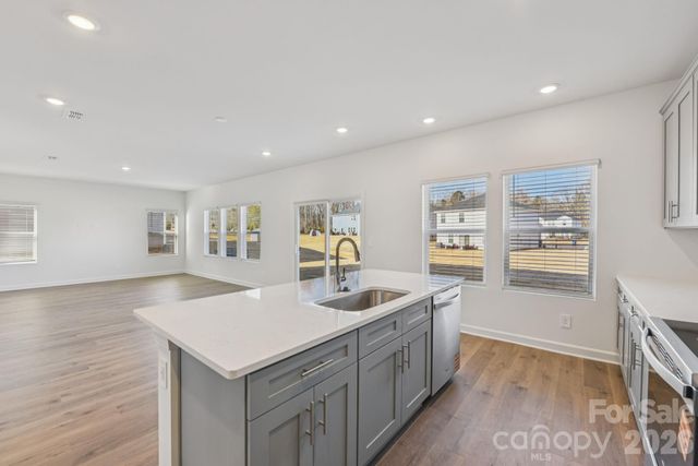 2111 Sunflower Circle, Newton, NC 28658