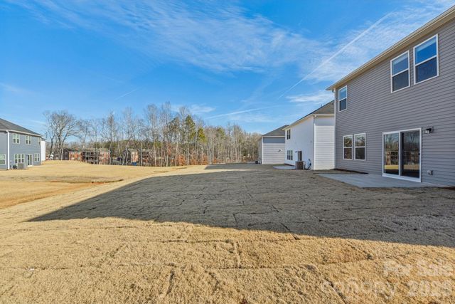 2111 Sunflower Circle, Newton, NC 28658