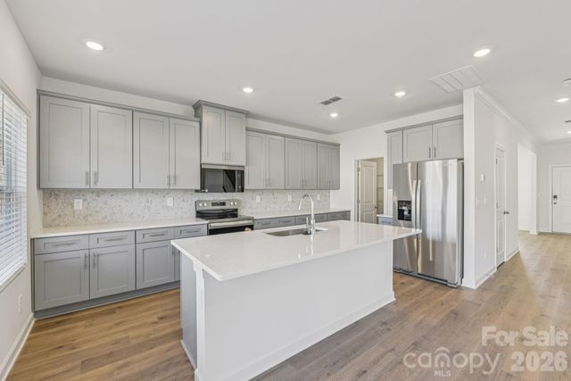 2111 Sunflower Circle, Newton, NC 28658