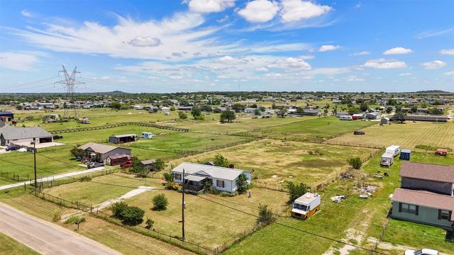3321 Cobbler Lane, Joshua, TX 76058