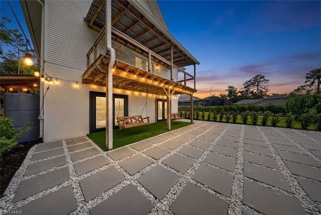 5191 Coral Wood DR, Naples, FL 34119