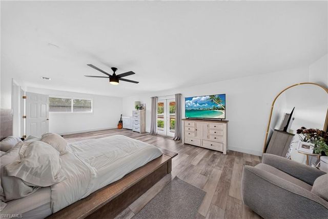 5191 Coral Wood DR, Naples, FL 34119