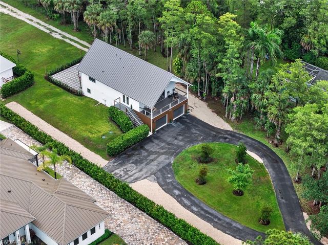 5191 Coral Wood DR, Naples, FL 34119