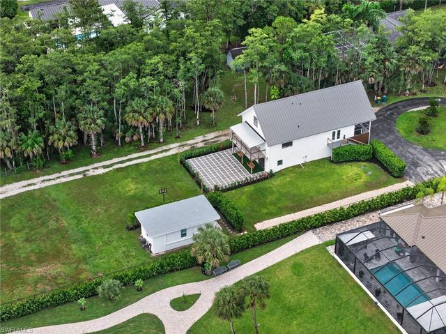 5191 Coral Wood DR, Naples, FL 34119