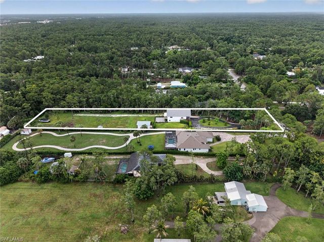 5191 Coral Wood DR, Naples, FL 34119