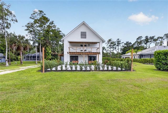 5191 Coral Wood DR, Naples, FL 34119