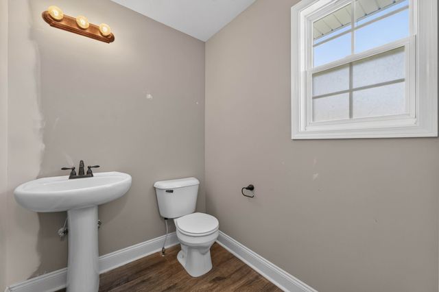 832 Crestone Ln, Clarksville, TN 37042