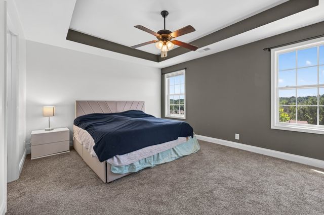 832 Crestone Ln, Clarksville, TN 37042