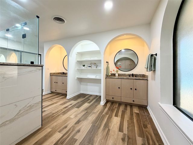 500 S Washington Street, Pilot Point, TX 76258