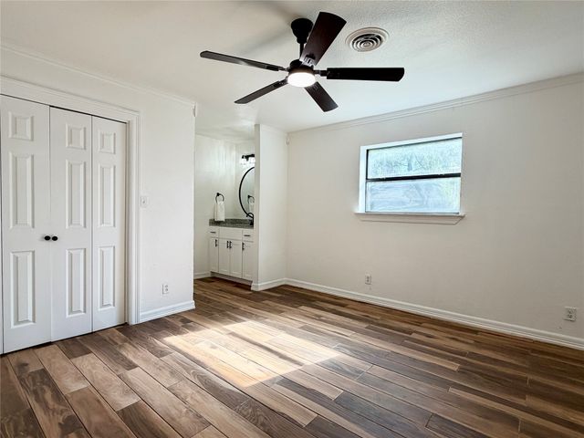 500 S Washington Street, Pilot Point, TX 76258