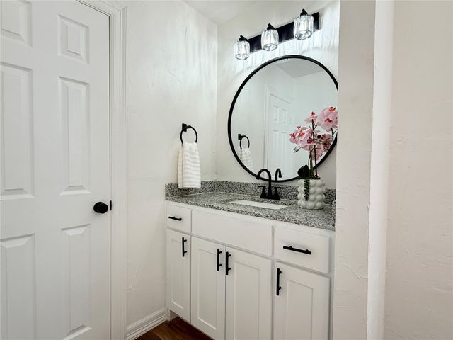 500 S Washington Street, Pilot Point, TX 76258