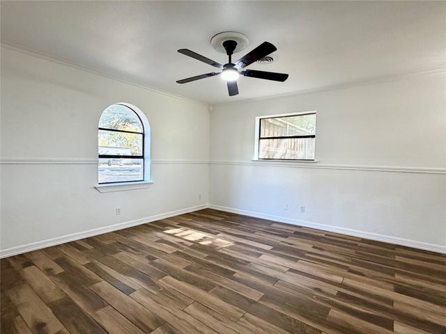 500 S Washington Street, Pilot Point, TX 76258