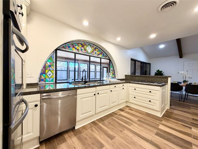 500 S Washington Street, Pilot Point, TX 76258