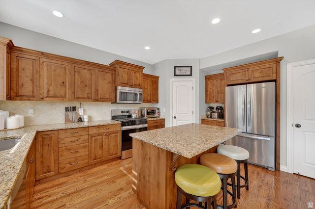 7253 S VIANSA CT, Midvale, UT 84047