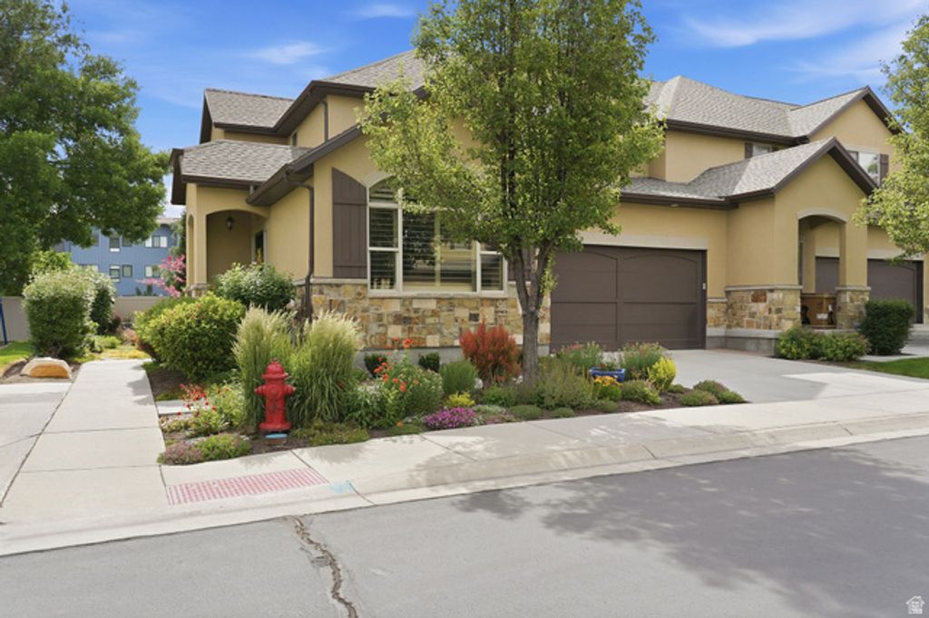 7253 S VIANSA CT, Midvale, UT 84047