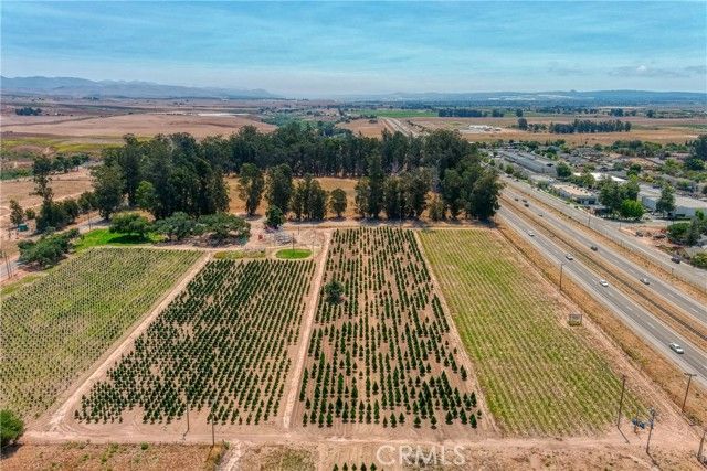 424 Bermuda Place, Nipomo, CA 93444